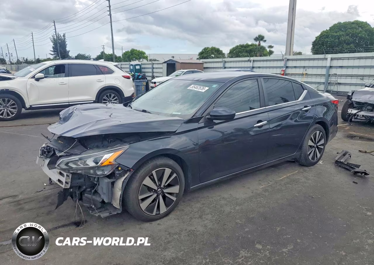 2021 Nissan Altima Sv