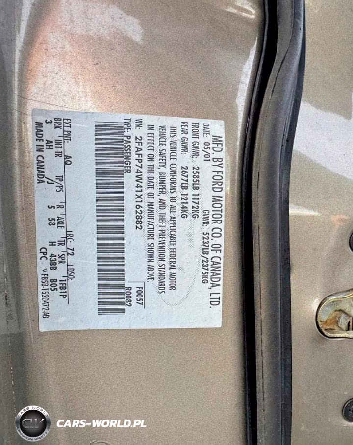 2001 Ford Crown Victoria Lx VIN:2FAFP74W41X162882 - 10