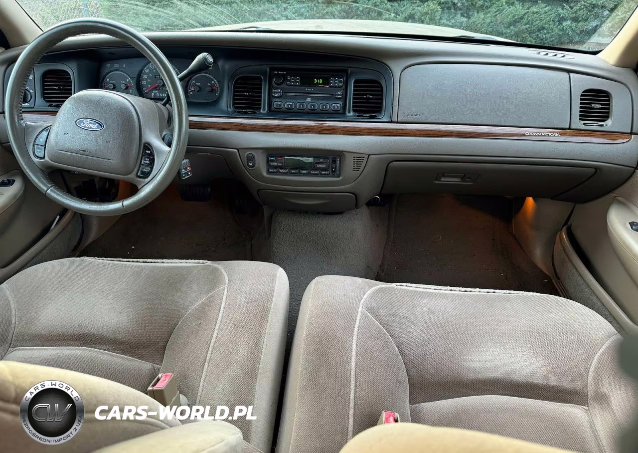 2001 Ford Crown Victoria Lx VIN:2FAFP74W41X162882 - 9