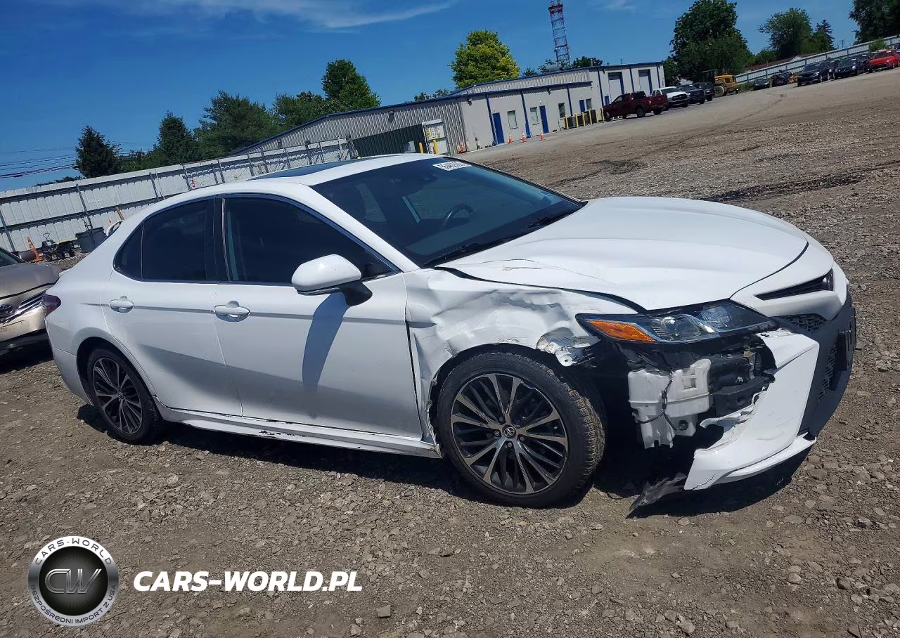 2019 Toyota Camry Se VIN:4T1B11HK6KU802660 - 4