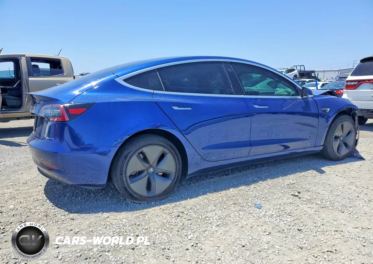 2020 Tesla Model 3 VIN:5YJ3E1EA8LF658368 - 3