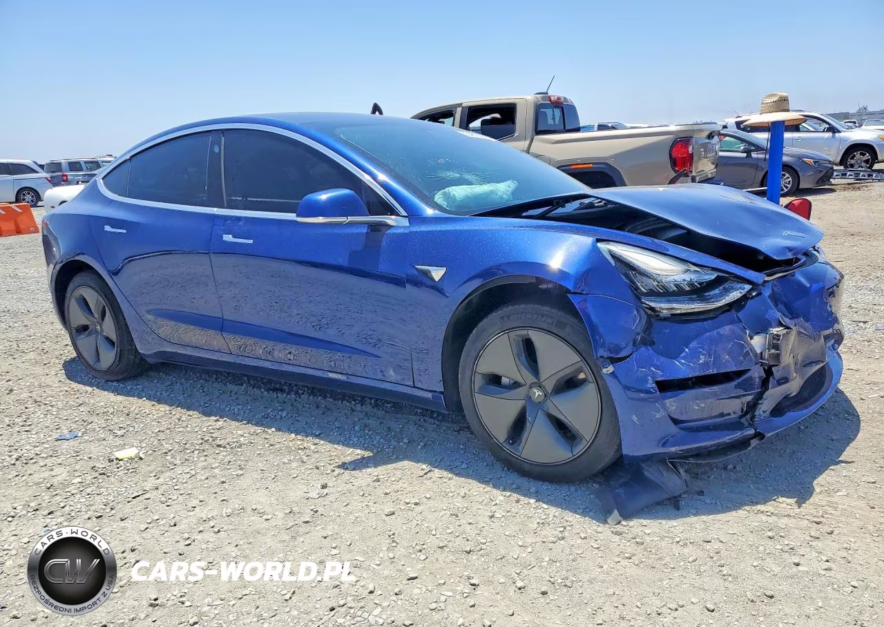 2020 Tesla Model 3 VIN:5YJ3E1EA8LF658368 - 4