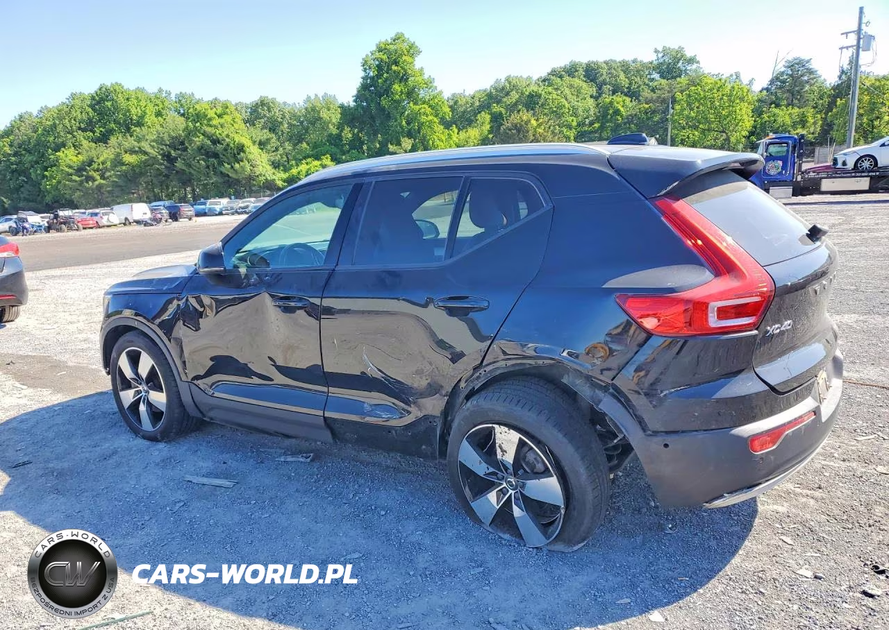 2019 Volvo Xc40 T5 Momentum VIN:YV4162UK5K2084685 - 2