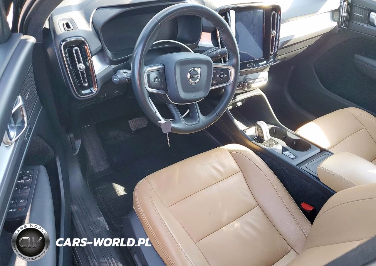 2019 Volvo Xc40 T5 Momentum VIN:YV4162UK5K2084685 - 8