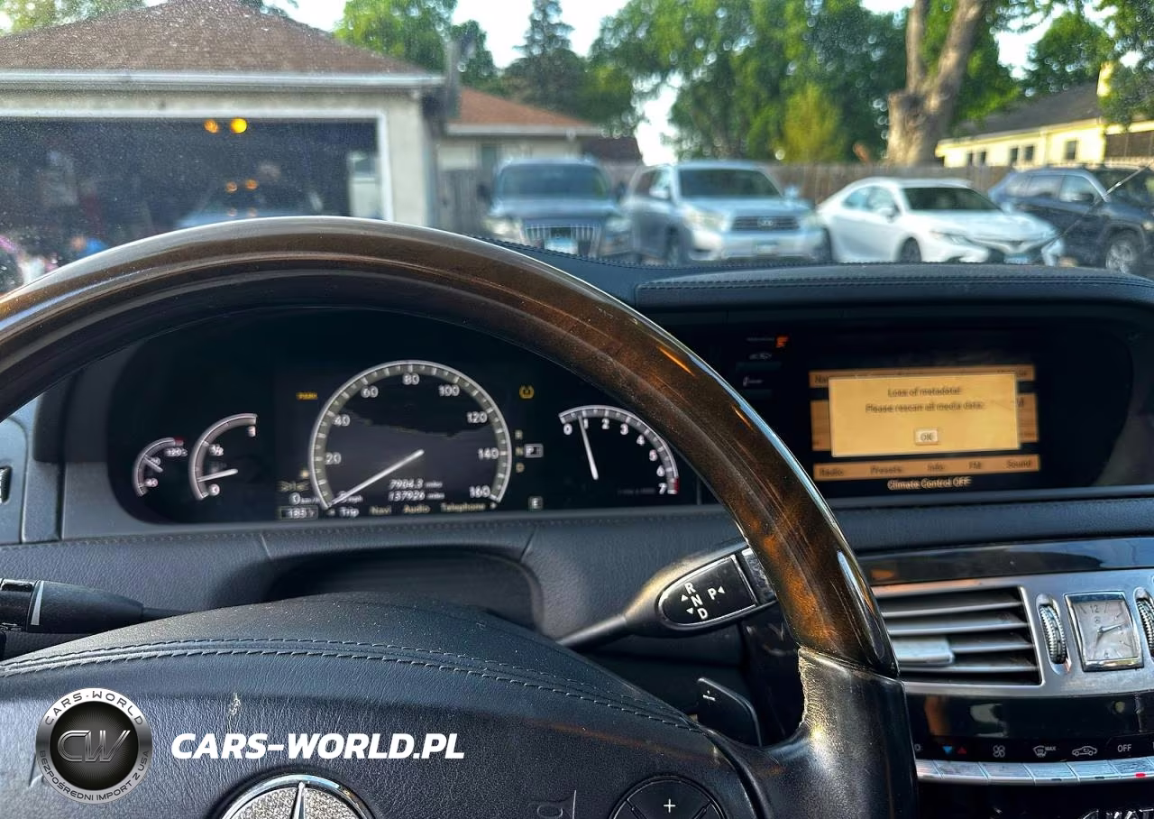2011 Mercedes-Benz Cl 550 4Matic VIN:WDDEJ9EB2BA026779 - 9
