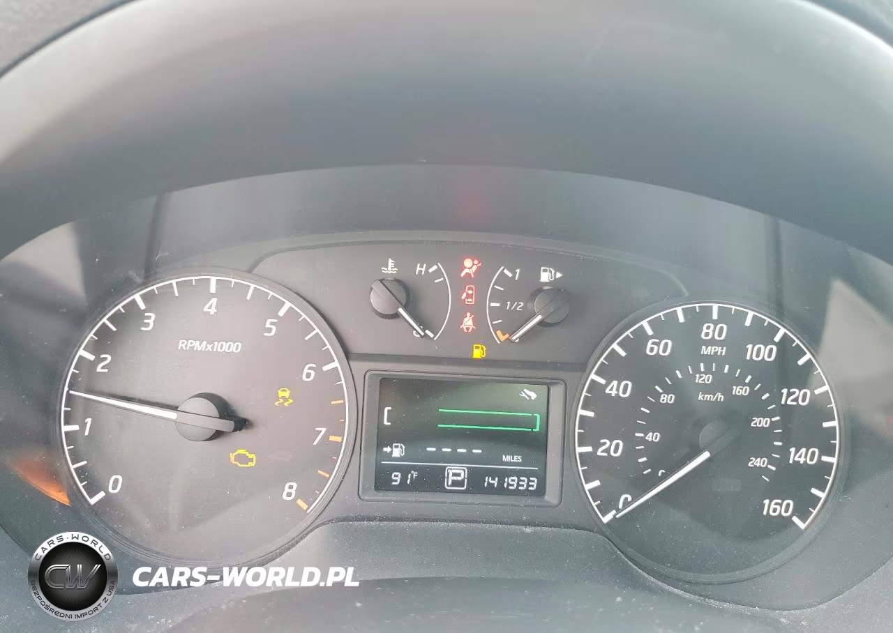 2014 Nissan Sentra S VIN:3N1AB7AP3EY261786 - 9