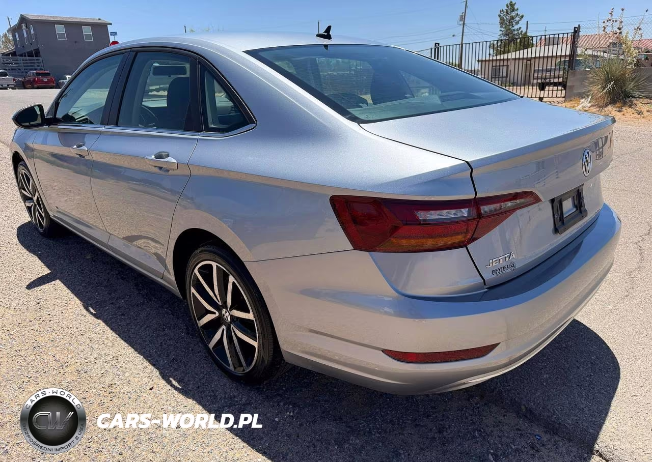 2019 Volkswagen Jetta S VIN:3VWC57BU5KM241718 - 3