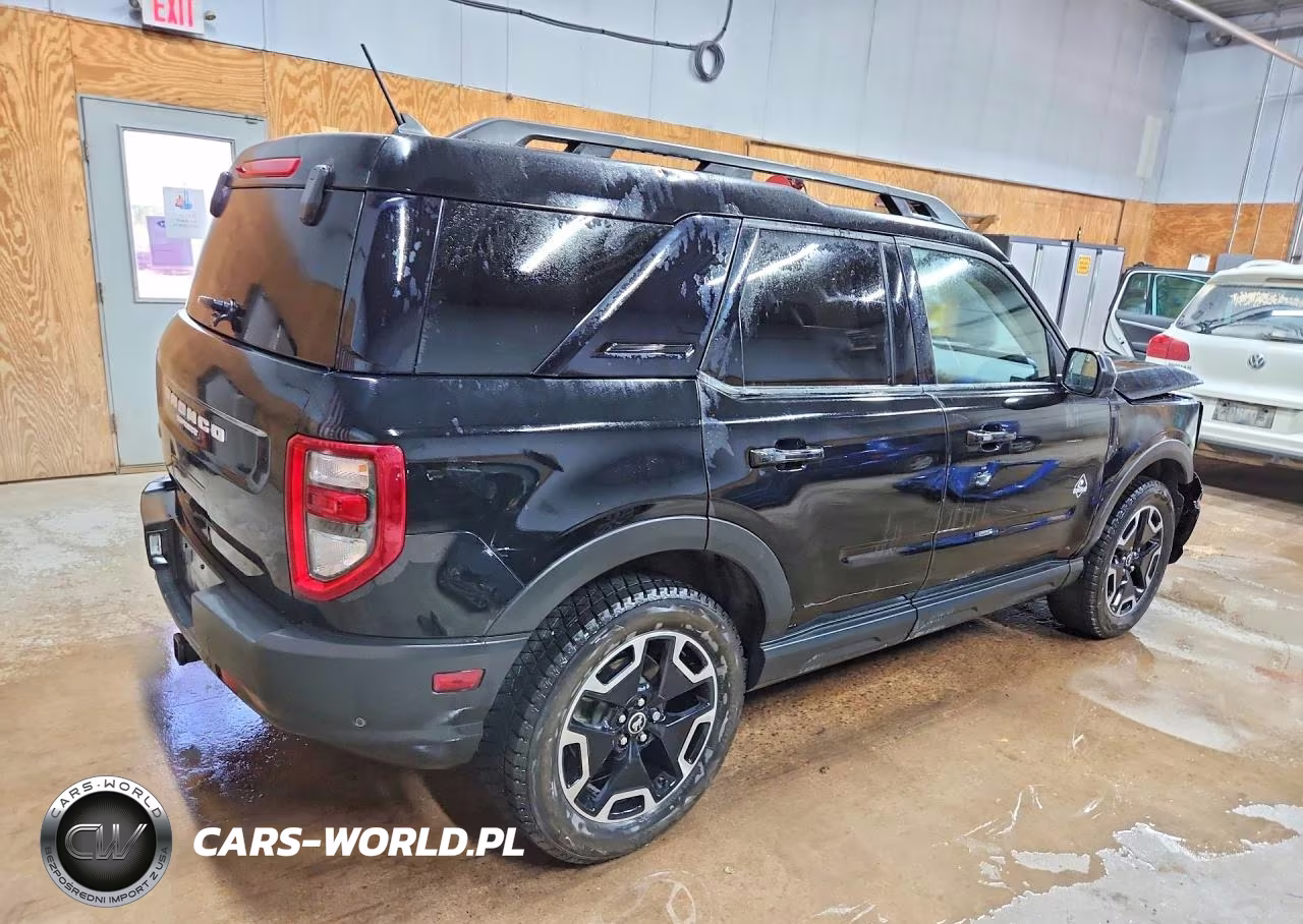 2022 Ford Bronco Sport Outer Banks VIN:3FMCR9C66NRD11300 - 3