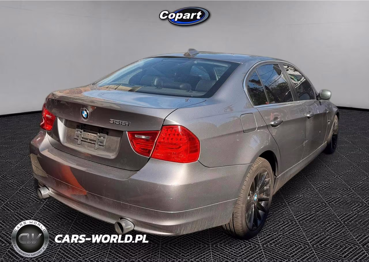 2011 BMW 335 Xi VIN:WBAPL5C57BA742397 - 3