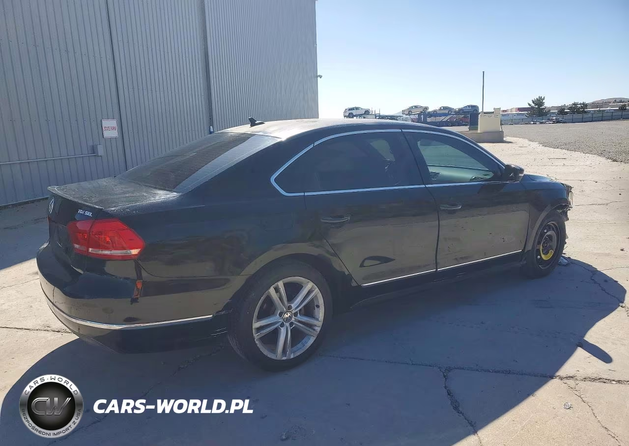 2014 Volkswagen Passat Sel VIN:1VWCN7A33EC005180 - 3