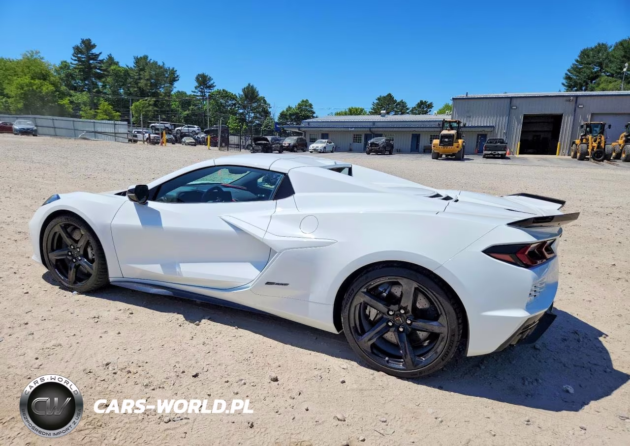 2024 Chevrolet Corvette E-Ray 2Lz VIN:1G1YL3D44R5500390 - 2