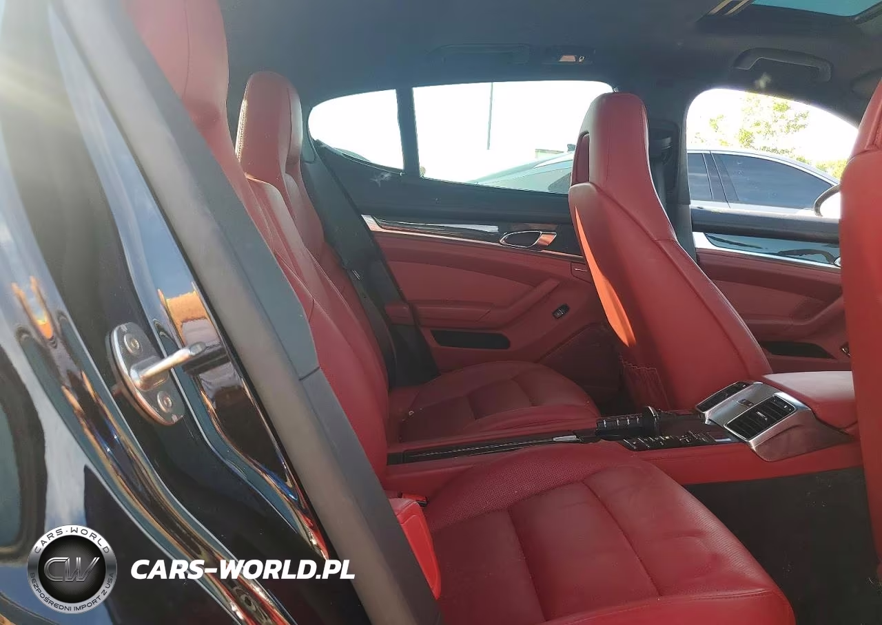 2016 Porsche Panamera Gts VIN:WP0AF2A7XGL080992 - 10