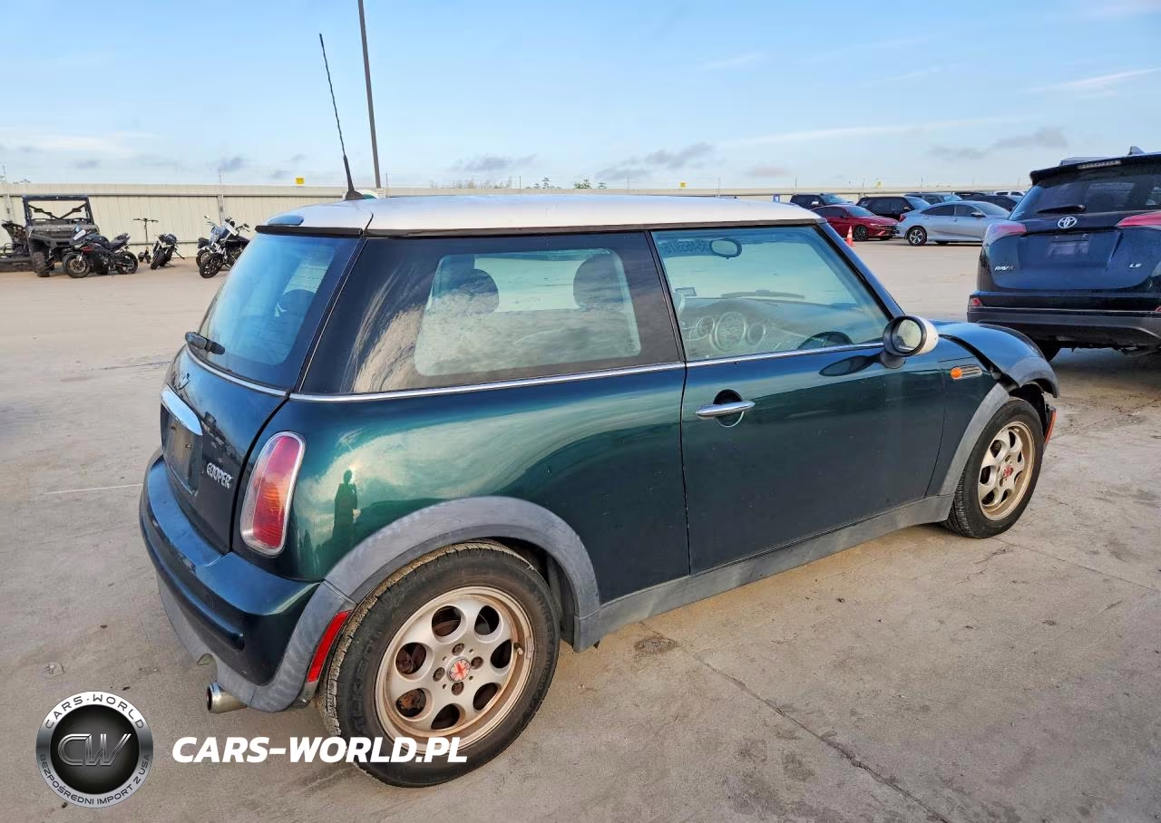 2003 Mini Cooper VIN:WMWRC33443TJ50921 - 3