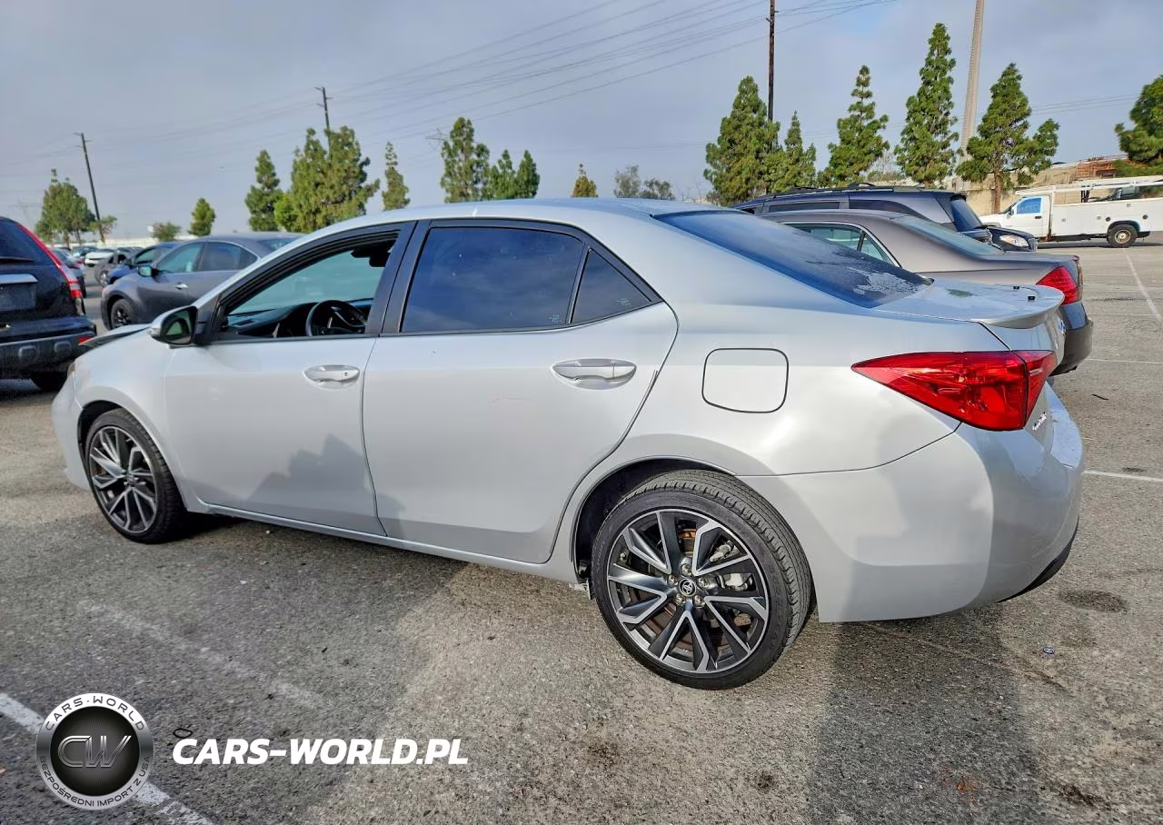 2018 Toyota Corolla Se VIN:2T1BURHE1JC996790 - 2