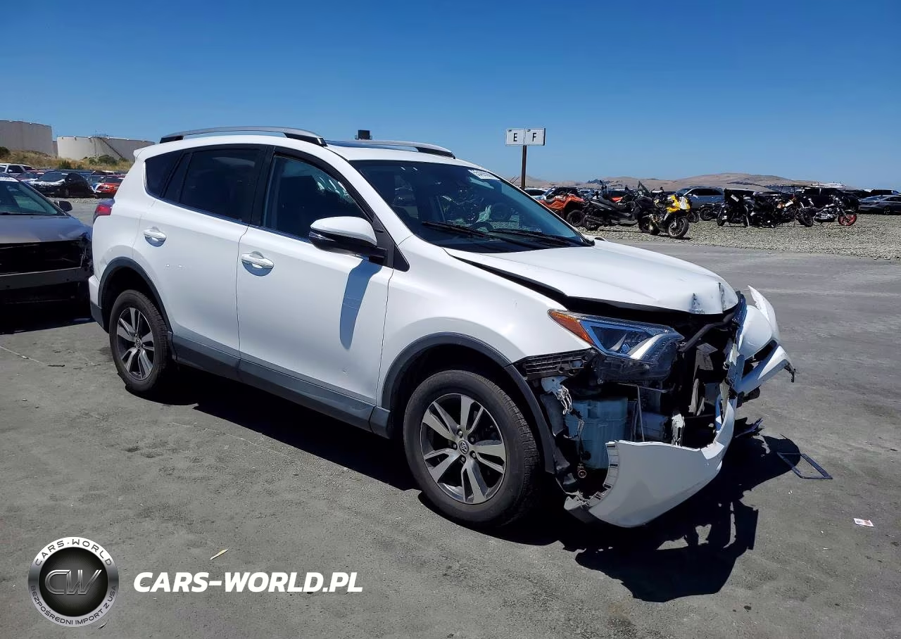 2018 Toyota Rav4 Xle VIN:2T3WFREV5JW493205 - 4