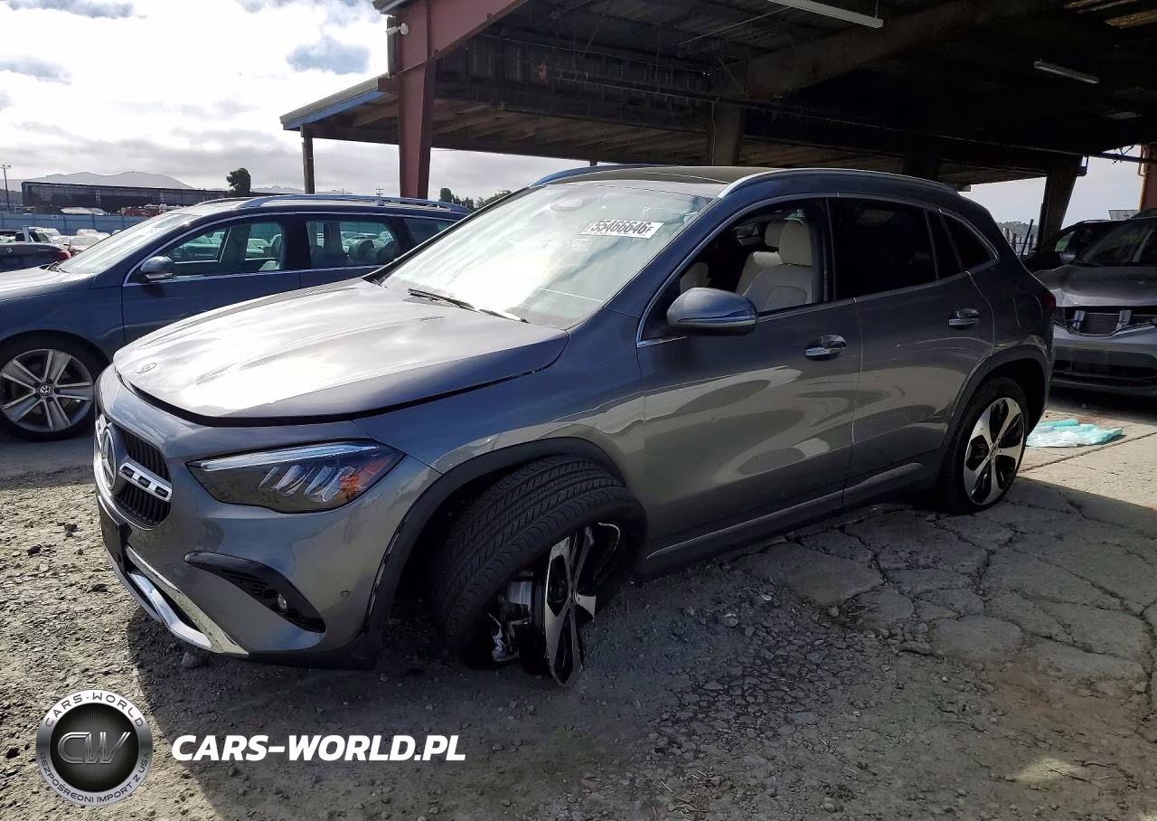 2025 Mercedes-Benz Gla 250 4Matic – zdjęcie 1 z 13