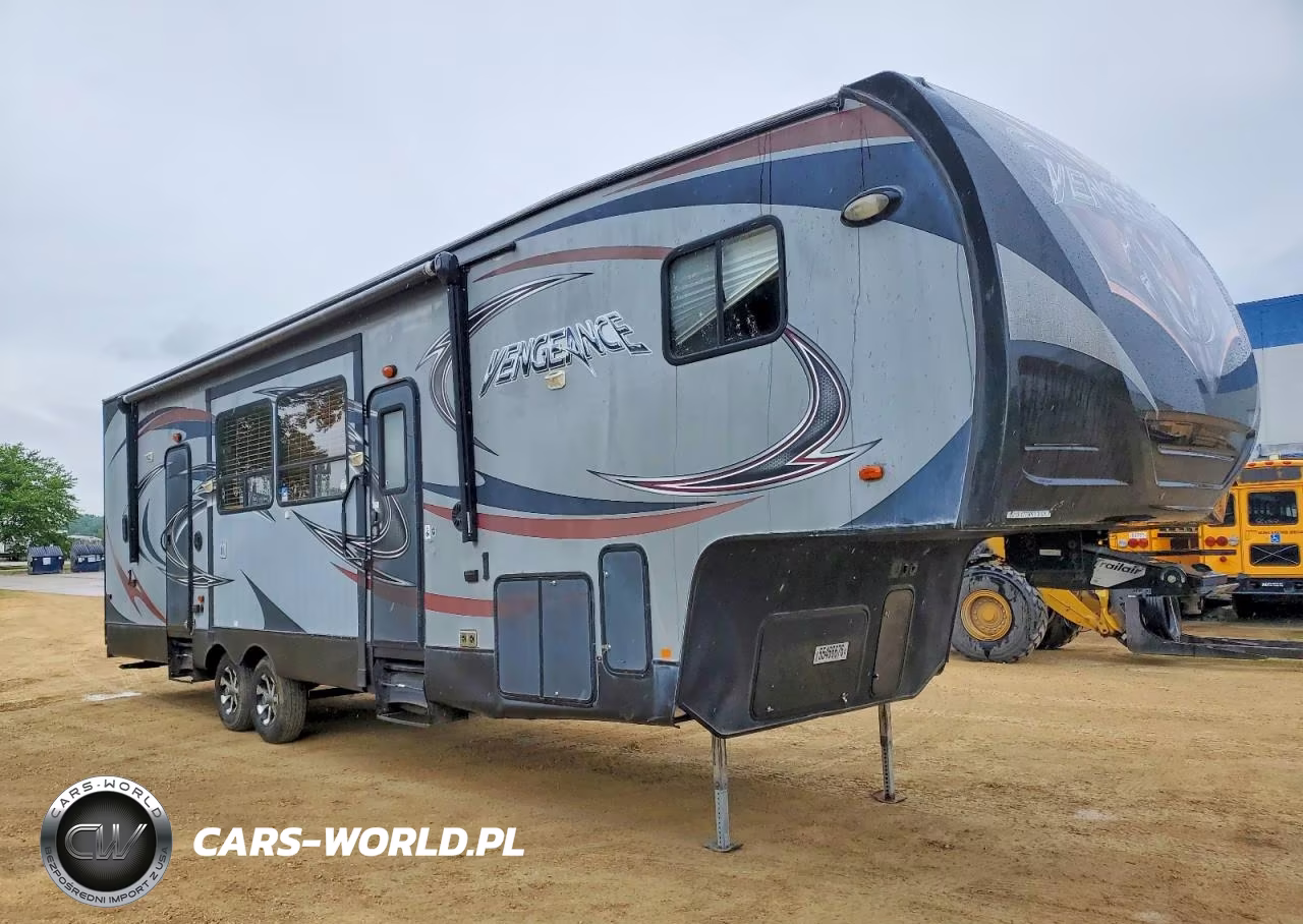 2013 Forest River Cherokee Camper