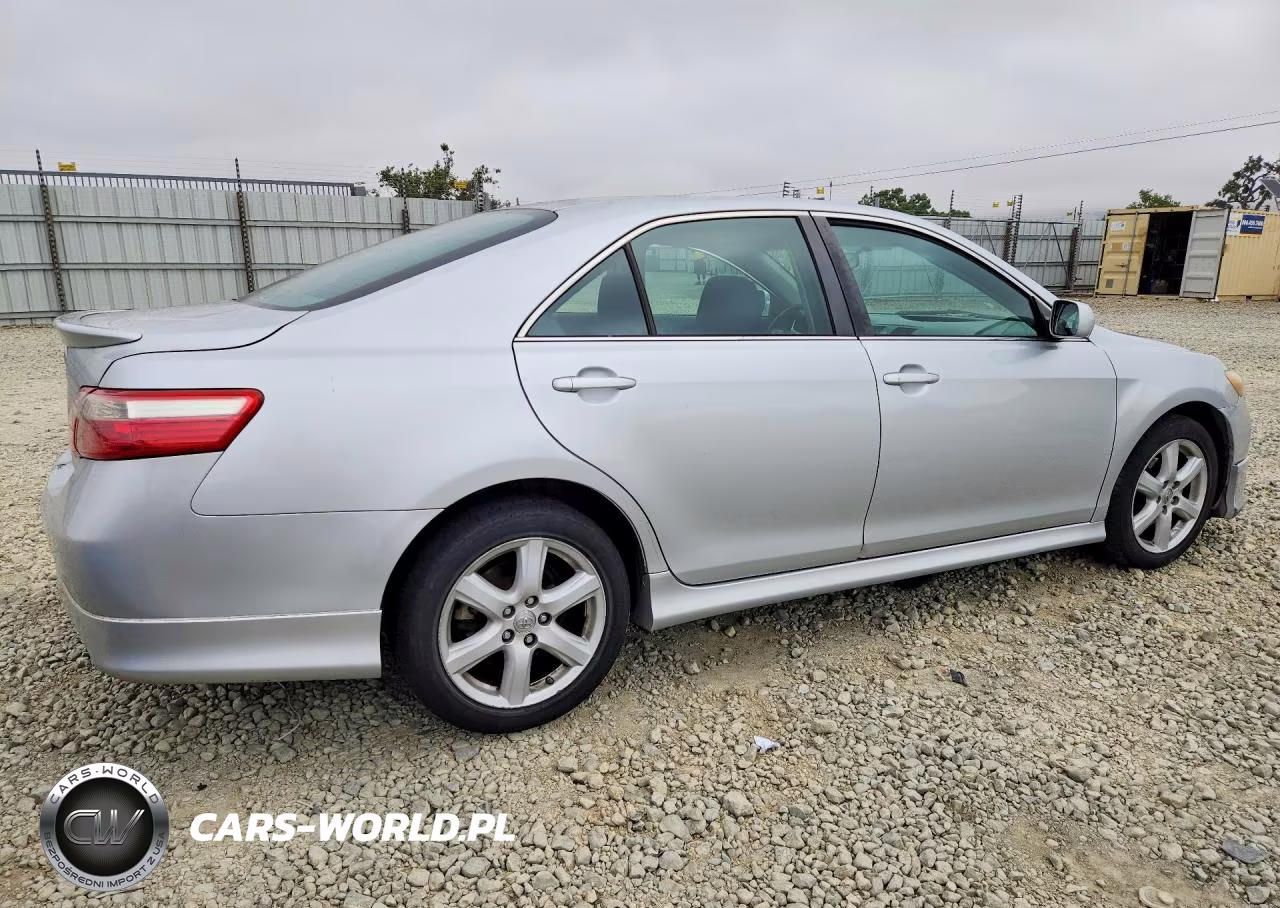 2007 Toyota Camry Se V6 VIN:4T1BK46K27U555999 - 3