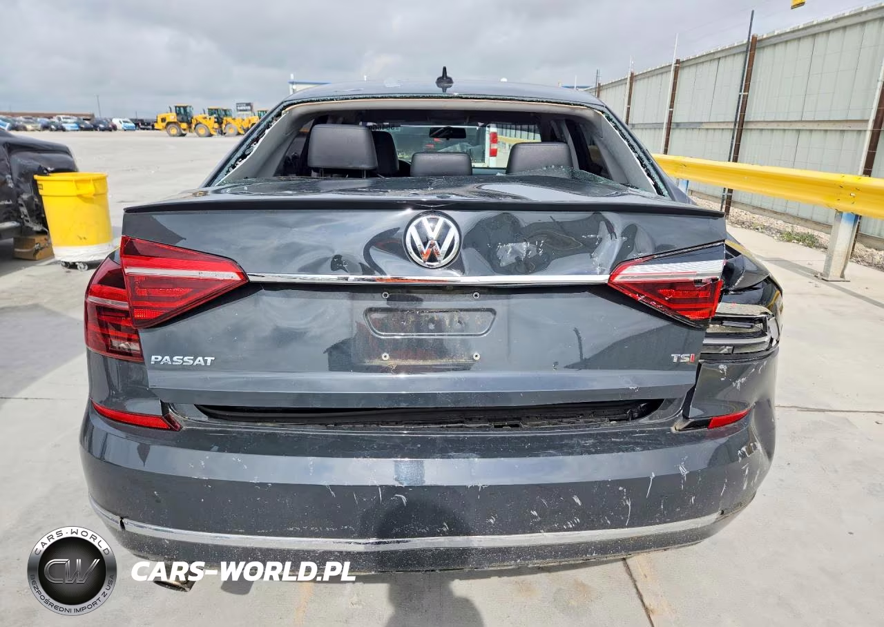 2017 Volkswagen Passat R-Line VIN:1VWDT7A34HC072174 - 6