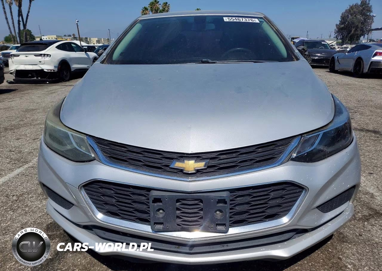 2017 Chevrolet Cruze Lt VIN:1G1BE5SM1H7201988 - 5