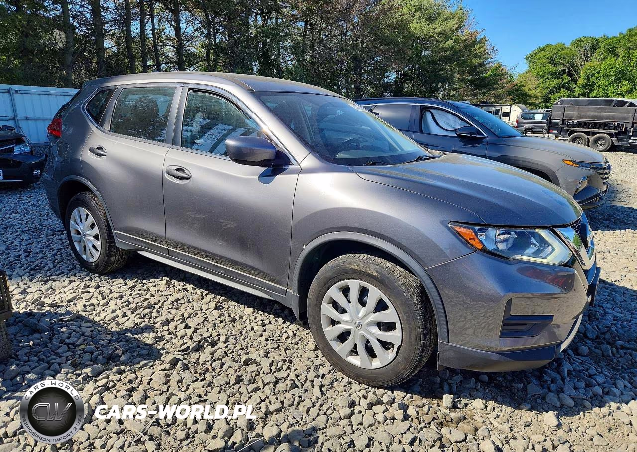 2017 Nissan Rogue S VIN:JN8AT2MV6HW014057 - 4