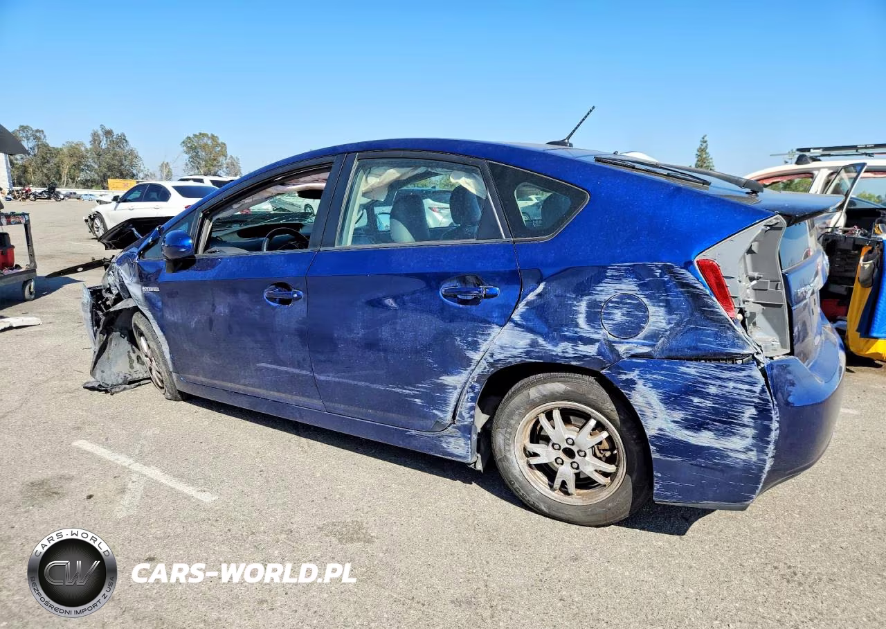 2011 Toyota Prius Four VIN:JTDKN3DU6B0260365 - 2