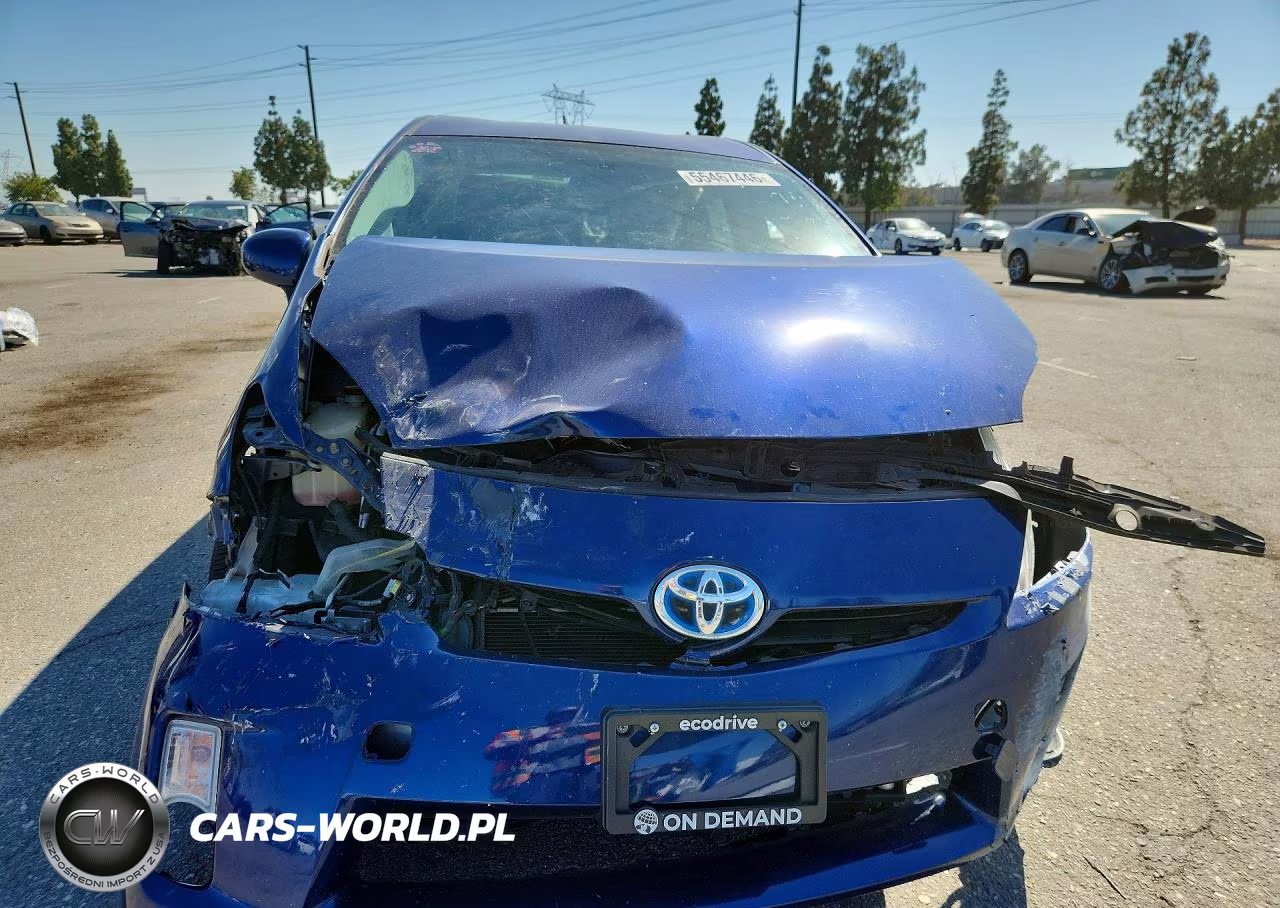2011 Toyota Prius Four VIN:JTDKN3DU6B0260365 - 5
