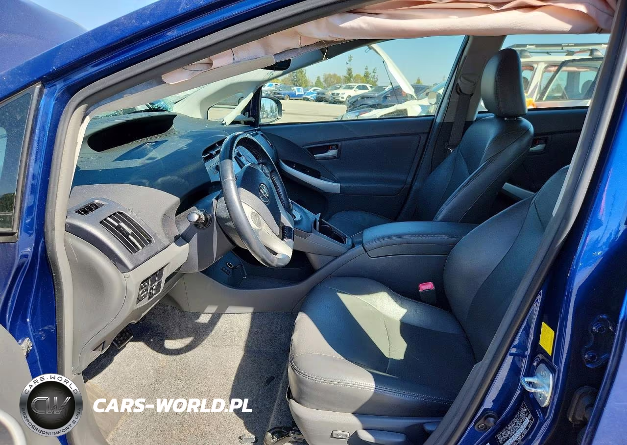 2011 Toyota Prius Four VIN:JTDKN3DU6B0260365 - 7