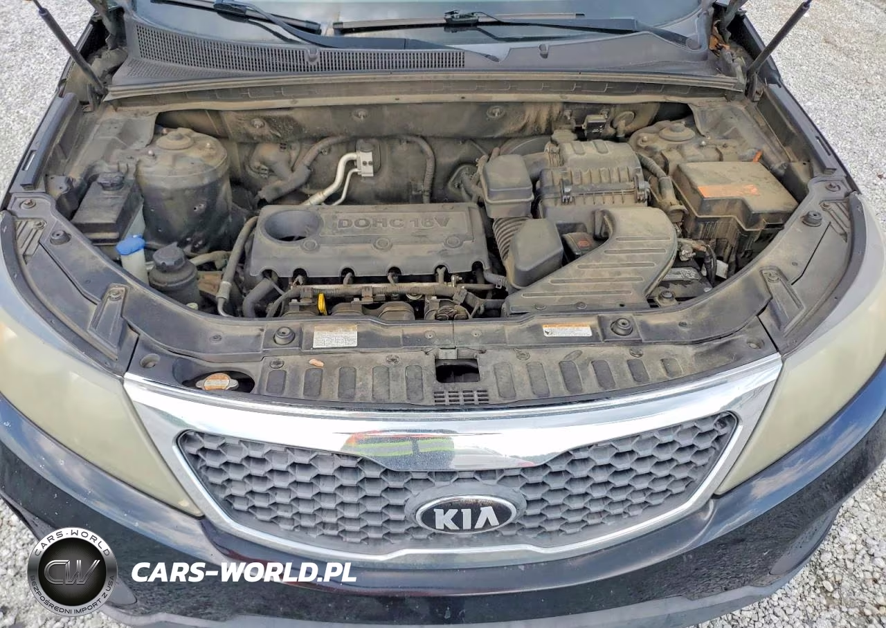 2011 Kia Sorento Lx VIN:5XYKT3A1XBG136027 - 12