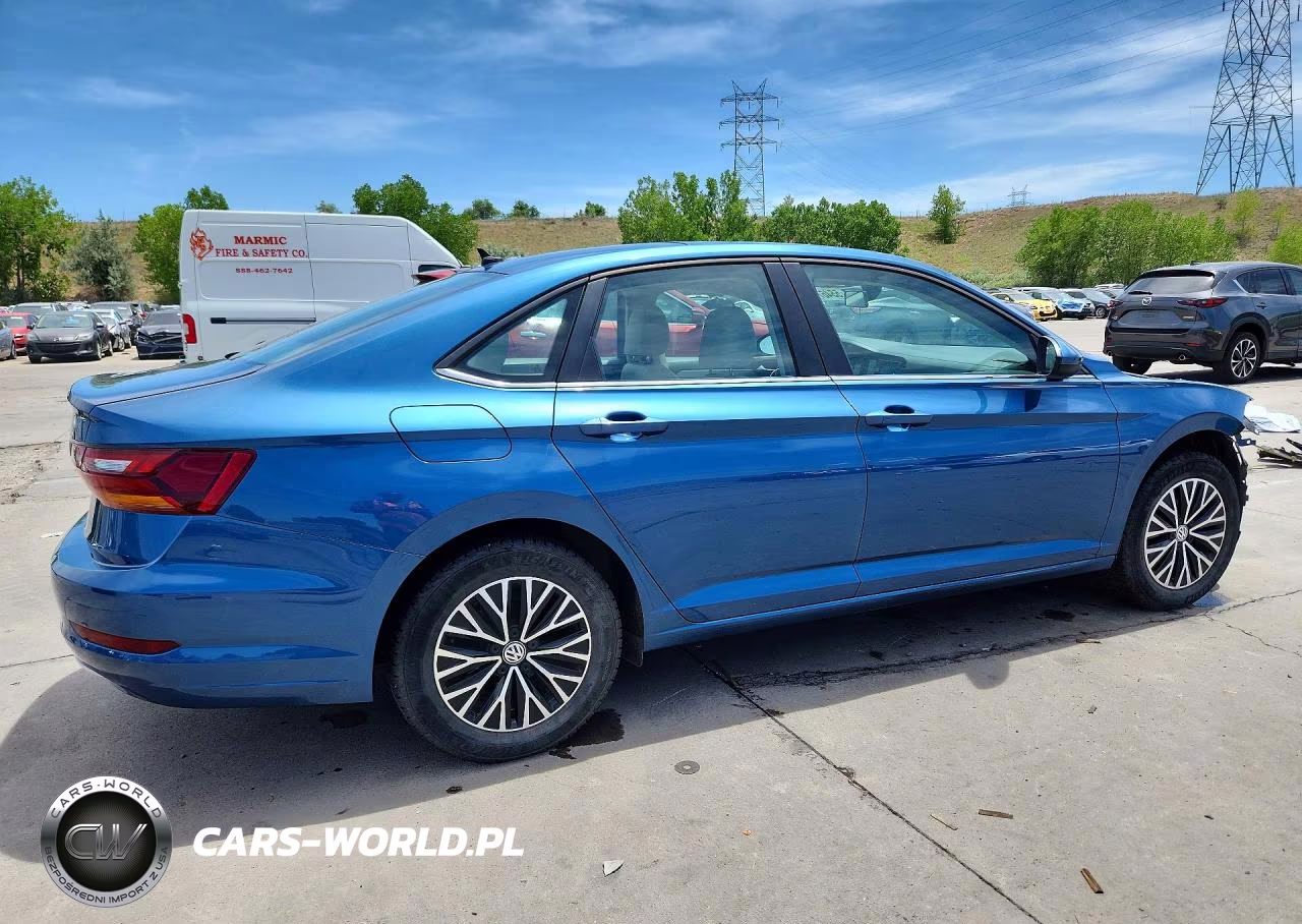 2019 Volkswagen Jetta S VIN:3VWC57BUXKM201165 - 3