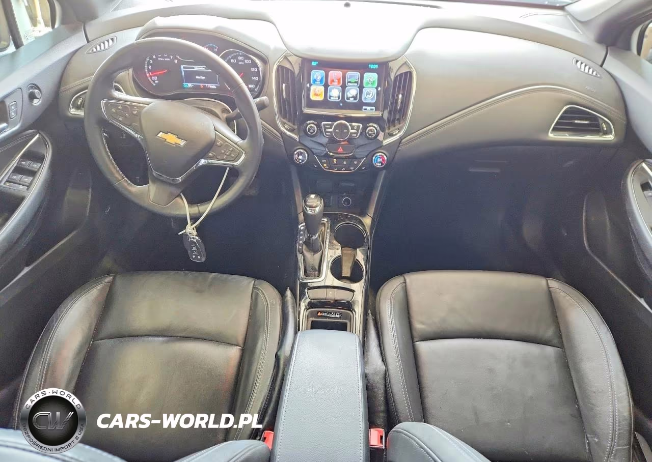 2018 Chevrolet Cruze Premier VIN:1G1BF5SM8J7209511 - 8