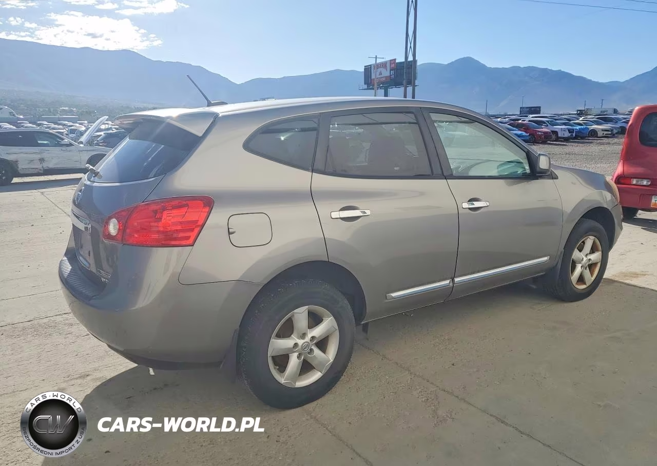 2013 Nissan Rogue S VIN:JN8AS5MV7DW634415 - 3