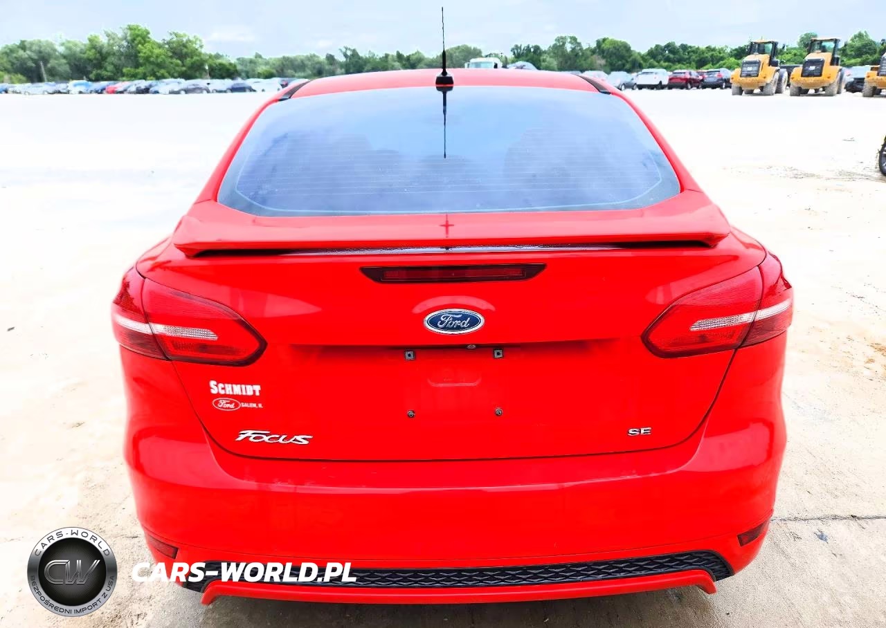 2016 Ford Focus Se VIN:1FADP3F26GL362422 - 6