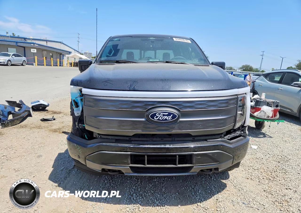 2025 Ford F150 Lightning Lariat VIN:1FT6W5L70SWG21916 - 5