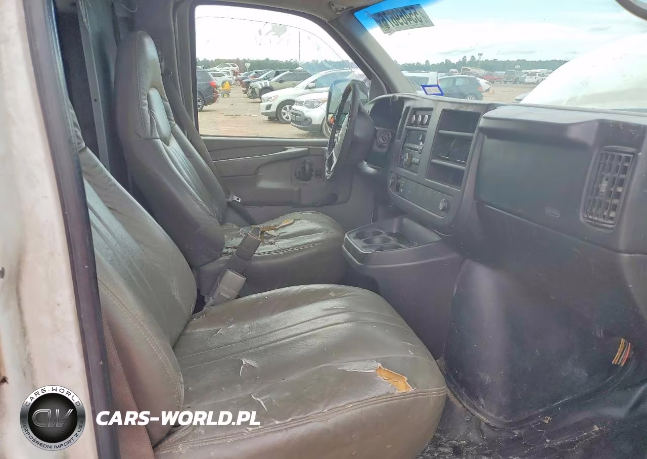 2009 Chevrolet Express G2500 VIN:1GCGG25C991128284 - 7
