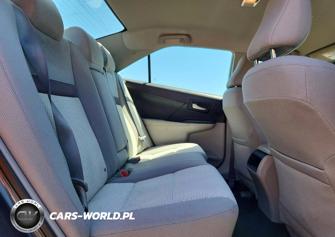 2014 Toyota Camry Le VIN:4T4BF1FK6ER365516 - 10