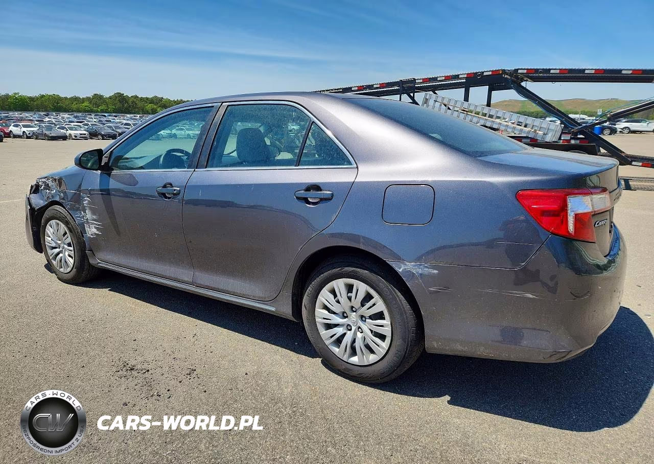 2014 Toyota Camry Le VIN:4T4BF1FK6ER365516 - 2
