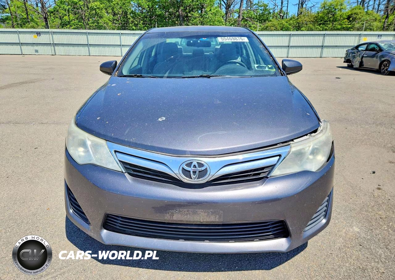 2014 Toyota Camry Le VIN:4T4BF1FK6ER365516 - 5