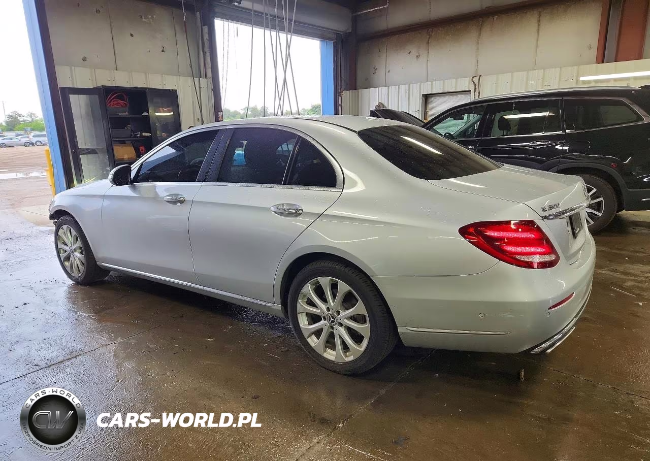 2017 Mercedes-Benz E 300 4Matic VIN:WDDZF4KB7HA233333 - 2