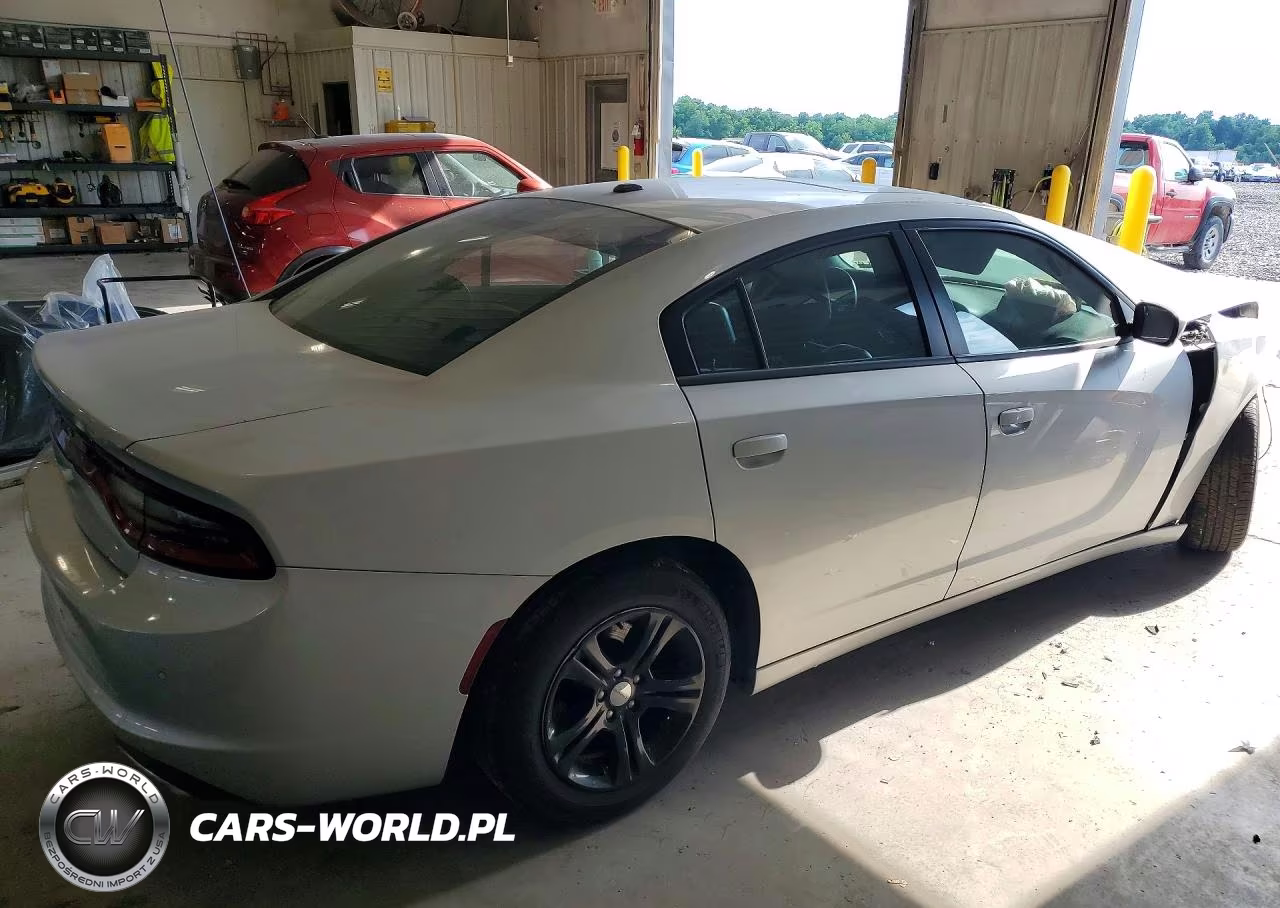 2020 Dodge Charger Sxt VIN:2C3CDXBG6LH214080 - 3