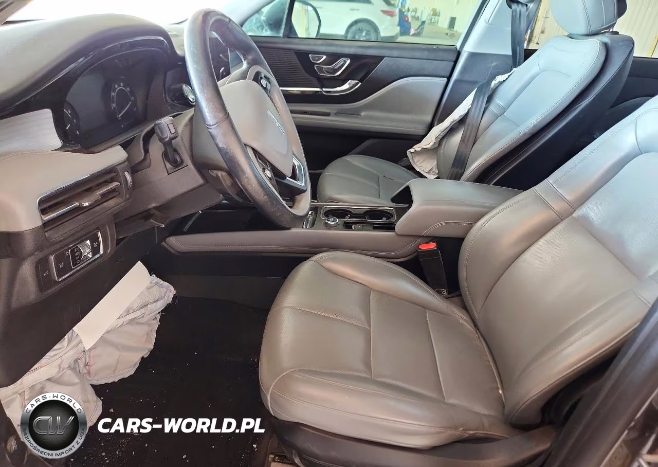 2020 Lincoln Corsair VIN:5LMCJ1D95LUL29744 - 7