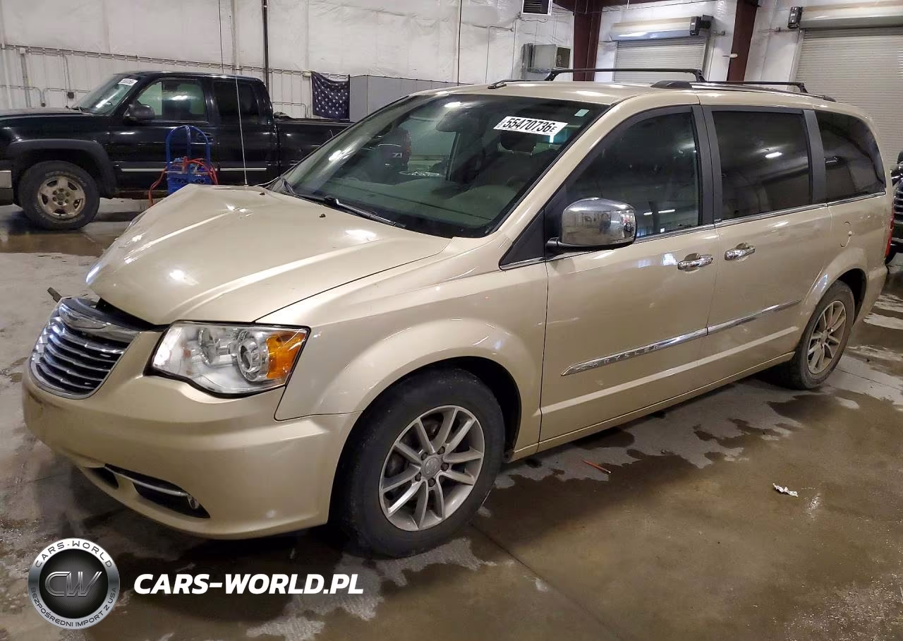 2011 Chrysler Town & Country Limited