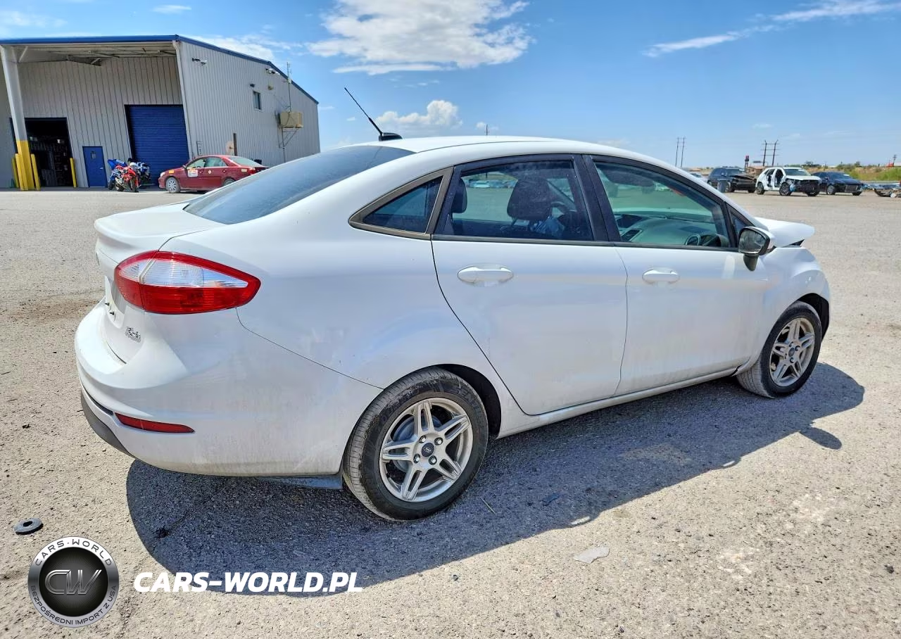 2018 Ford Fiesta Se VIN:3FADP4BJ7JM118836 - 3