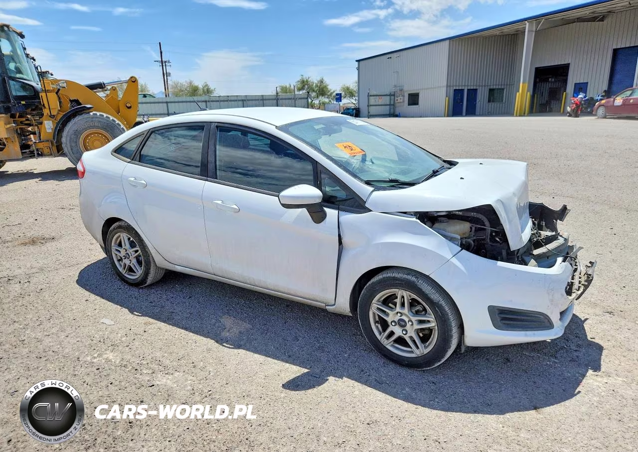 2018 Ford Fiesta Se VIN:3FADP4BJ7JM118836 - 4