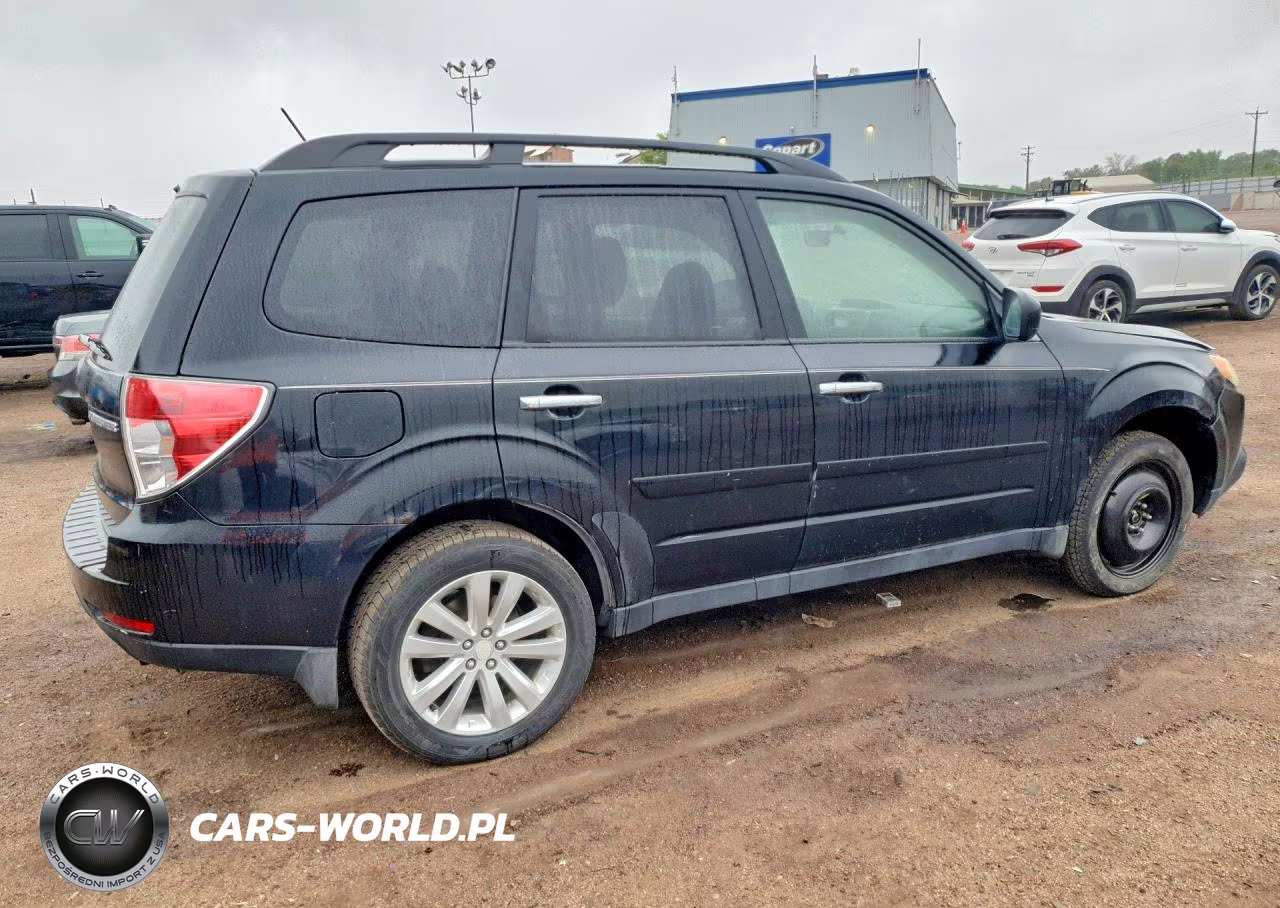 2011 Subaru Forester 2.5X Premium VIN:JF2SHBDC3BH750340 - 3