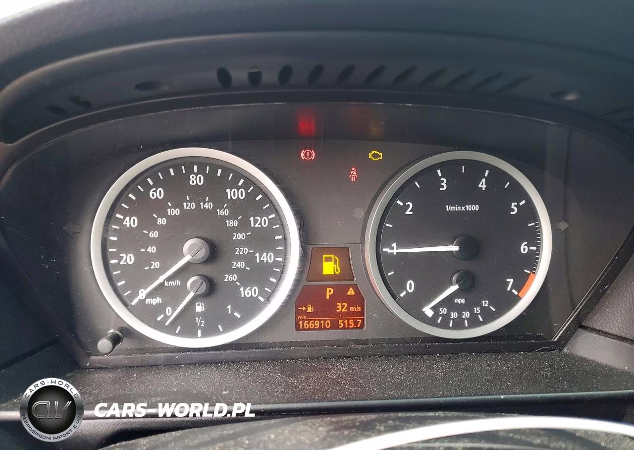 2007 BMW 530 I VIN:WBANE73507CM45996 - 9
