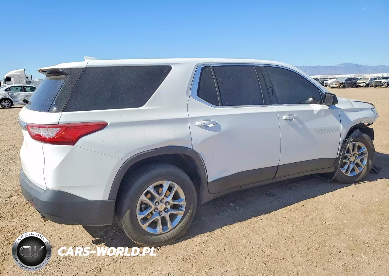 2020 Chevrolet Traverse Ls VIN:1GNERFKW5LJ307640 - 3