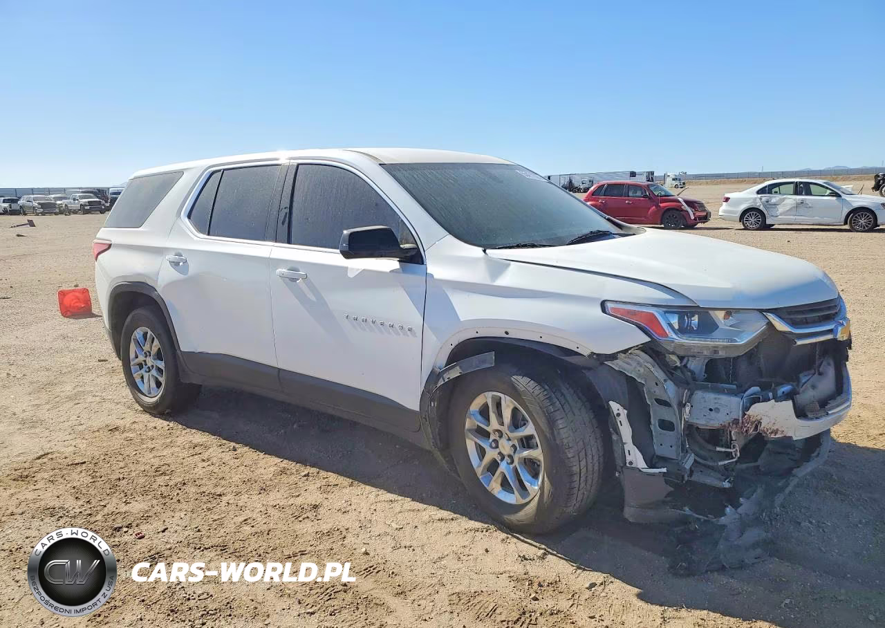 2020 Chevrolet Traverse Ls VIN:1GNERFKW5LJ307640 - 4