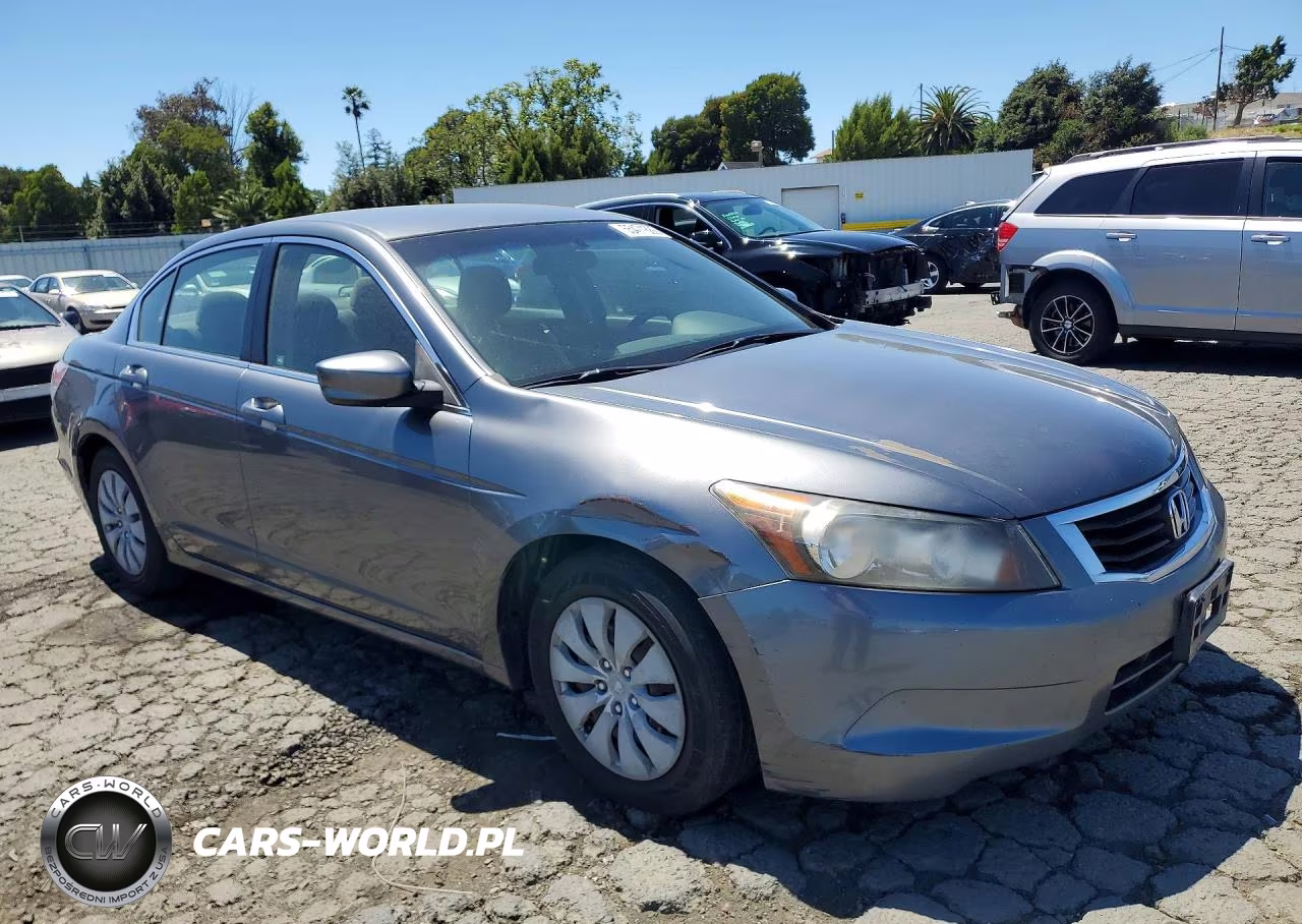 2008 Honda Accord Lx VIN:JHMCP26358C033087 - 4