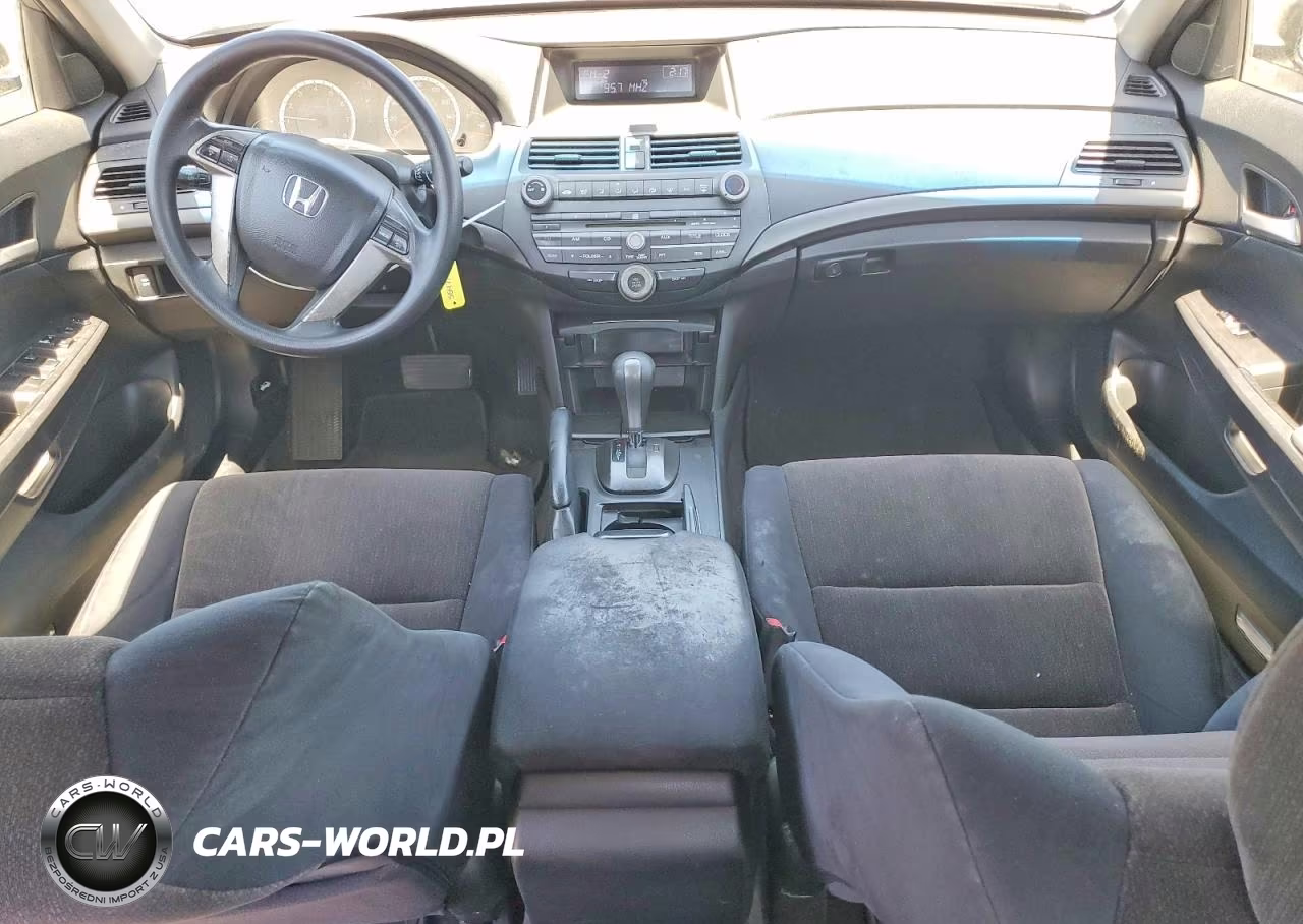2008 Honda Accord Lx VIN:JHMCP26358C033087 - 8